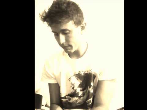 Marcio William Singing "Crazy" - Patsy Cline