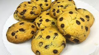 How to make the Easiest and Perfect Chocolate Chip Cookies // So yummy 👌