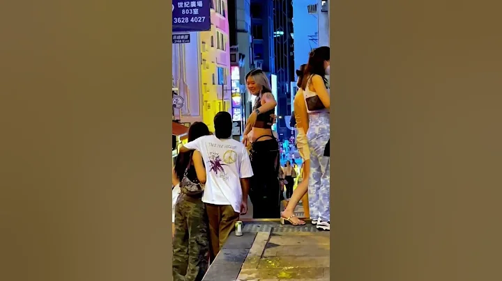 香港蘭桂坊，酒吧一條街，夜貓子的好去處，是明星和外國人士都愛流連地方#香港蘭桂坊#路人視角 #旅遊推薦官 - 天天要聞