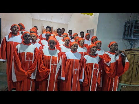 Gartuu Faarfattootaa A Waldaa WMY Burqaa Gaarii