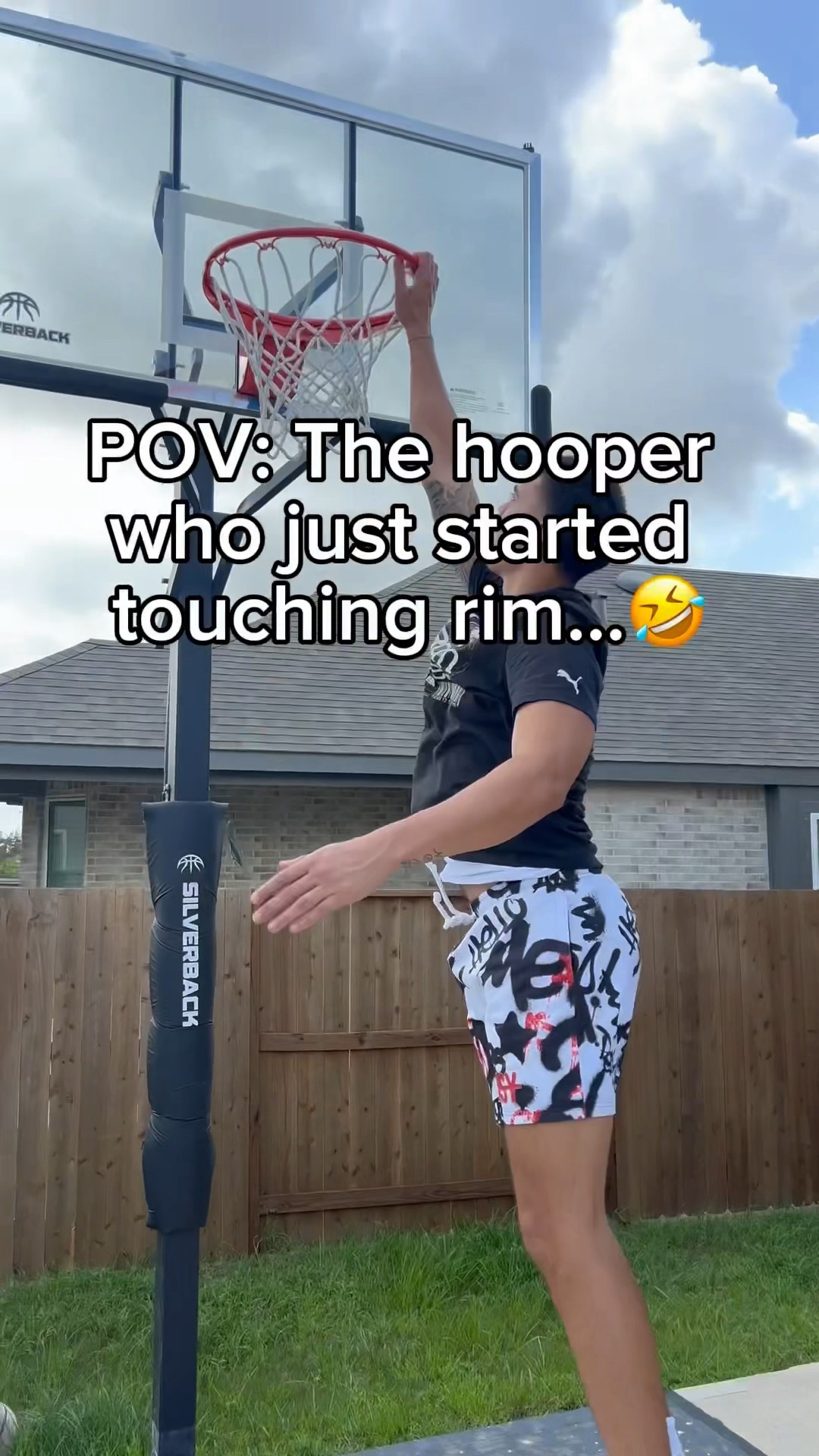 The hooper who just started touching rim be like…?