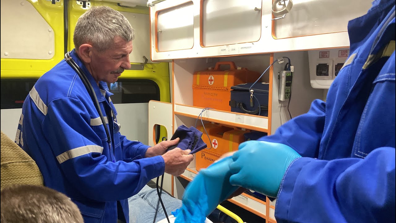 Едет жизнь_опережая судьбу (скорая, Бийск, ССМП)