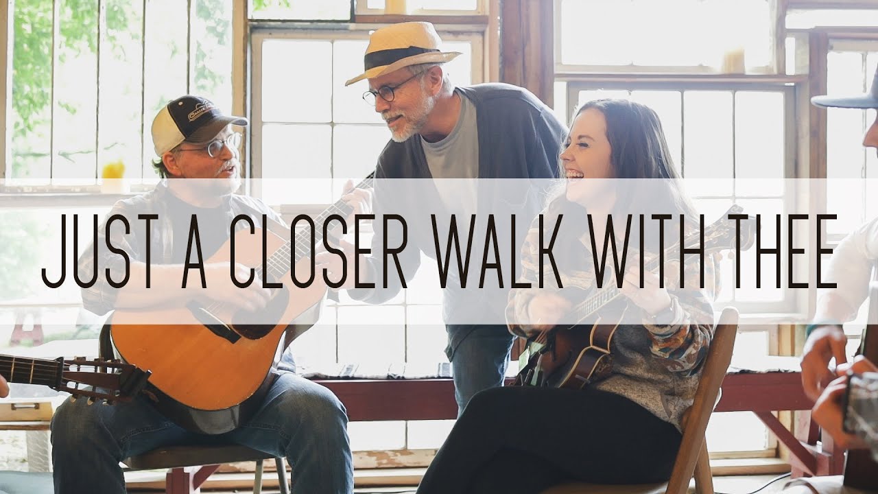 Sierra Hull - Just A Closer Walk With Thee (Party Barn Sessions)