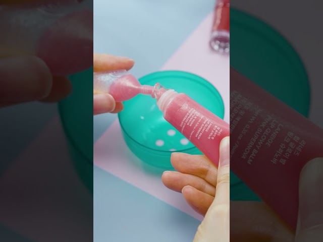 난 초밥엔 간장 찍먹이 아니라.. 라네즈 립글로이 밤을 쭈욱.. (츄릅) 🍣💄#asmr #가챠  #satisfying