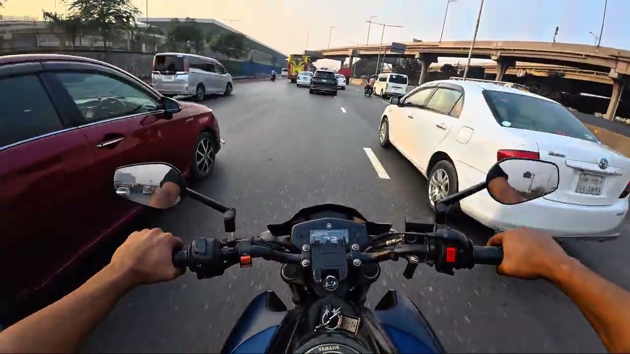 4V ছাপড়ী রাইডারকে Fz V3 deluxe দিয়ে হারিয়ে দিলাম । Crazy 4v Rider| Dhaka City Ride| Born to Ride|