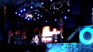 Video thumbnail of "Мумий Тролль - Непокой (ИННОПРОМ 2011)"