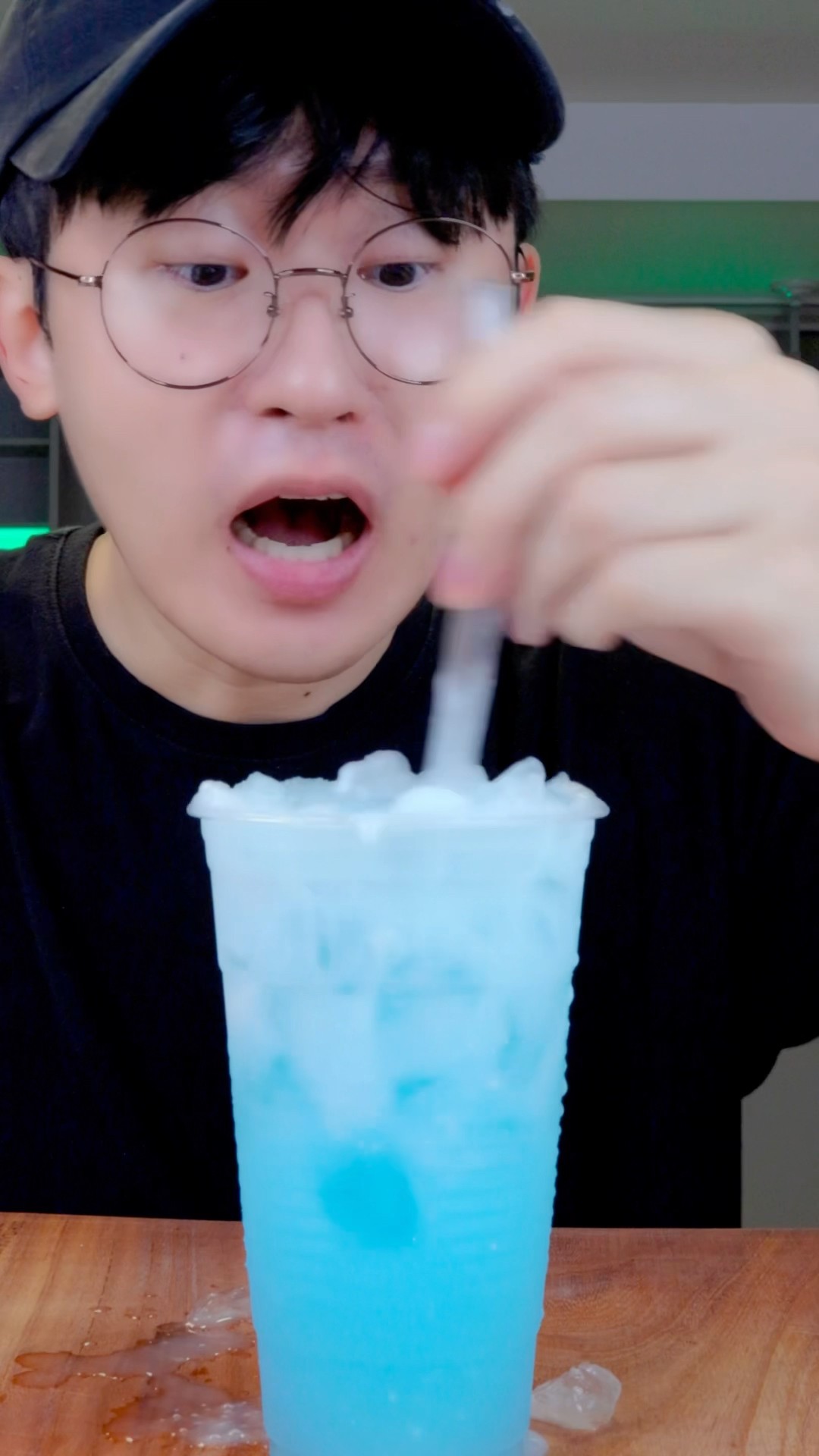 How to make ice lemon soda cocktail