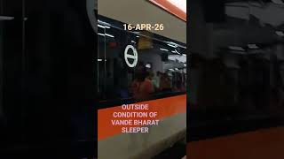 VANDE BHARAT SLEEPER TRAIN REVIEW ❤️#trendingshorts #viralshorts #ytshorts #shortsfeed #shorts