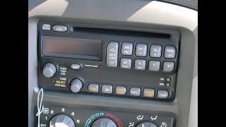 Removing radio bezel tutorial in a Pontiac Aztek + start up and walk around