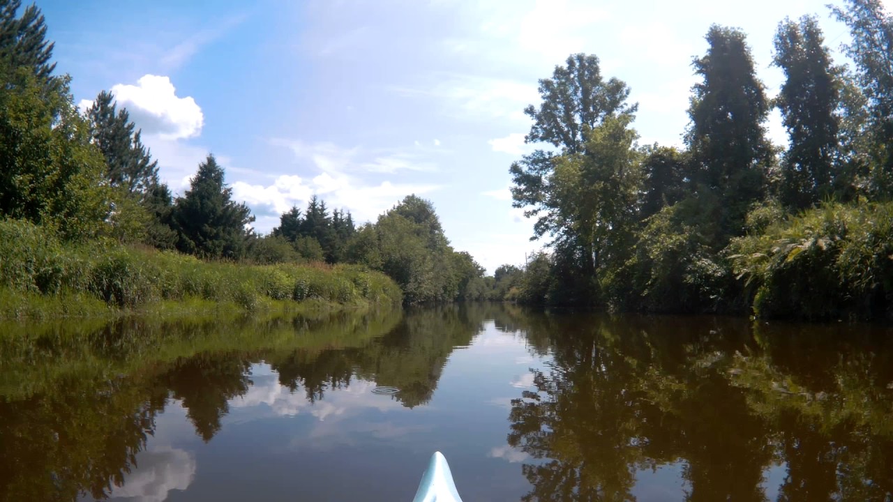 En Kayak sur la Rivière aux brochets, Standbridge, Quebec 16 juil 2017