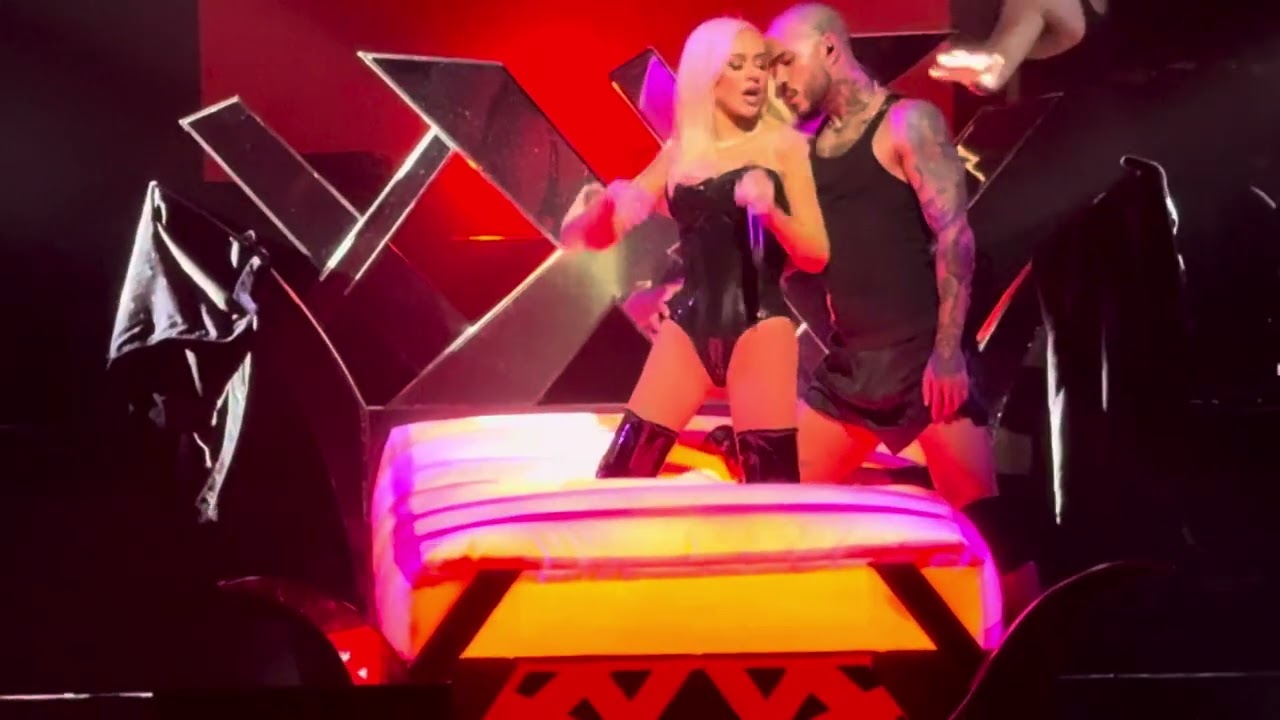 Christina Aguilera performs You Don’t Own Me at The Voltaire in Las Vegas on 2/9/24.