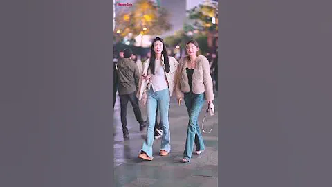 Chinese Street Fashion Girl ✨ | Street Style #beautiful #shorts #chinesegirl #tiktok #fashion
