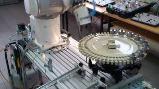 Servo-Döner Tabla- Robot - PLC Otomasyonu TOSHIBA TV800, Entek Otomasyon