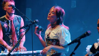 Fizz - Close One Live In London