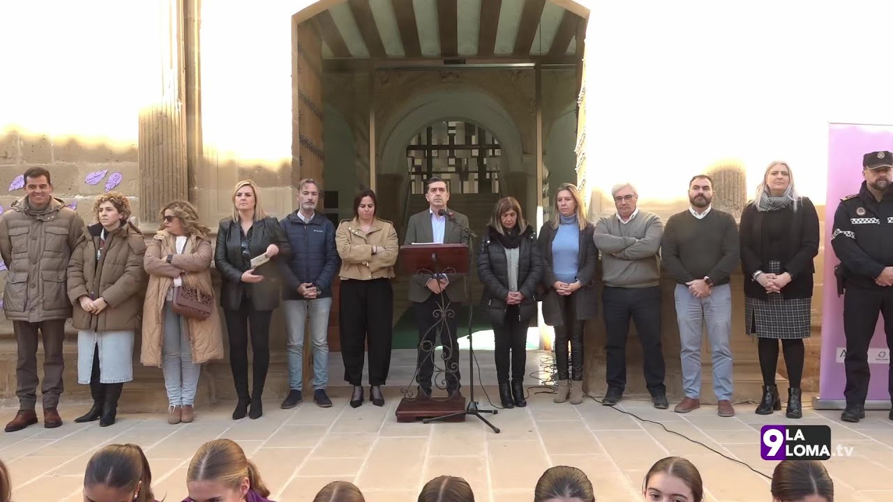 Acto Institucional del 25N en Baeza 1 Acto Institucional del 25N en Baeza