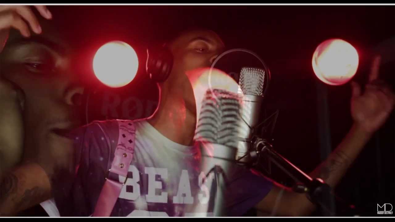 Top Dolla Sweizy | Playing Wit Them Bands | Official In-Studio Video