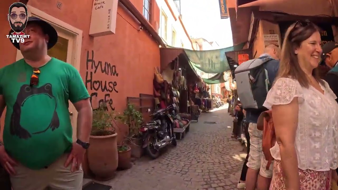 Cycling Through Marrakech Medina 🇲🇦 | Jemaa el-Fnaa & Souks in 4K🇲🇦
