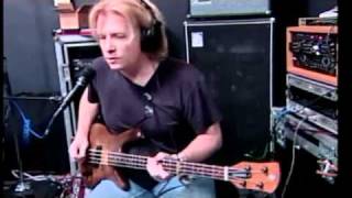 MetallicA - Bass Lines For (My World)