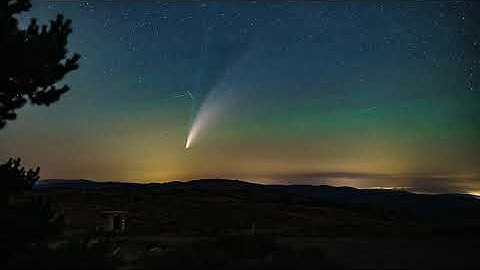 What happens when a comet☄️ approaches the sun?