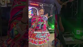 Brunela Condori Y Anthony Apaza - Bandurria Guitarra En Vivo