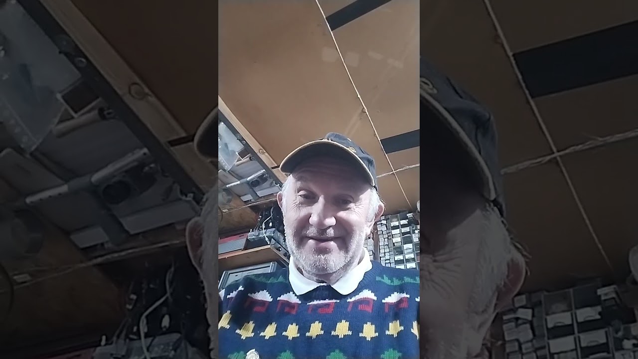 Christmas message from Vintage and Amateur Radio 2022