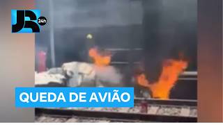 Piloto morre após avião cair em estação de metrô em Belo Horizonte (MG)