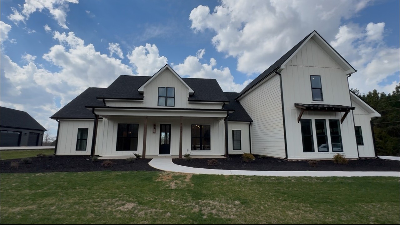 Tour Inside A Stunning $1.125M New Construction Home On 2 Acres | Living in Greenville SC