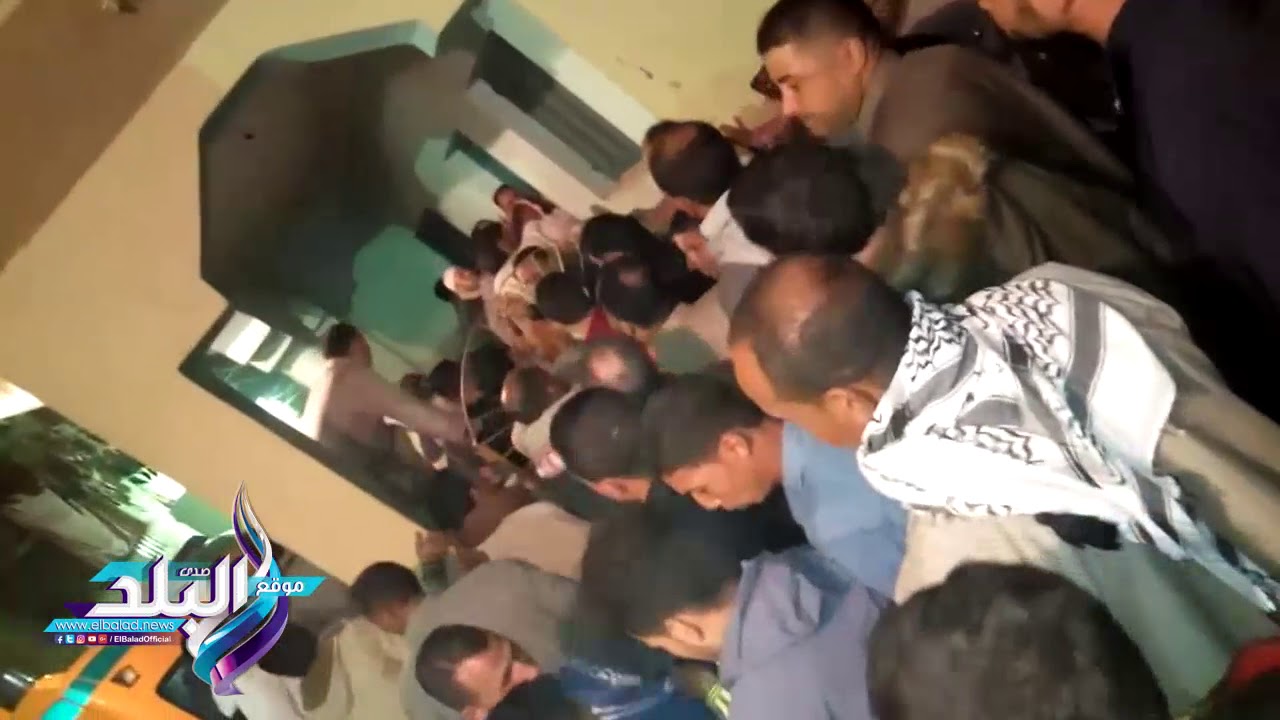 صدى البلد | أهالي قشطوخ بالمنوفية يشيعون جثمان شهيد حادث الروضة بسيناء