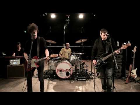 The Fratellis - She'S Not Gone Yet But She'S Leaving