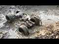Heavy mudd off-roading in mini track