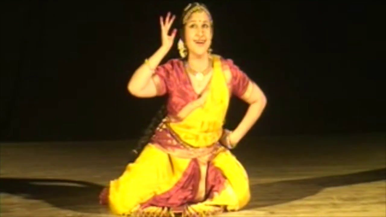 Thumak Chalat Ramchandra Bharatanatyam at Cuttack Mahotsav 2016