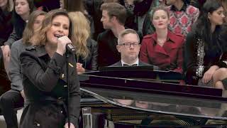 ⁣Alison Moyet performs Only You Live at Burberry Fashion Event