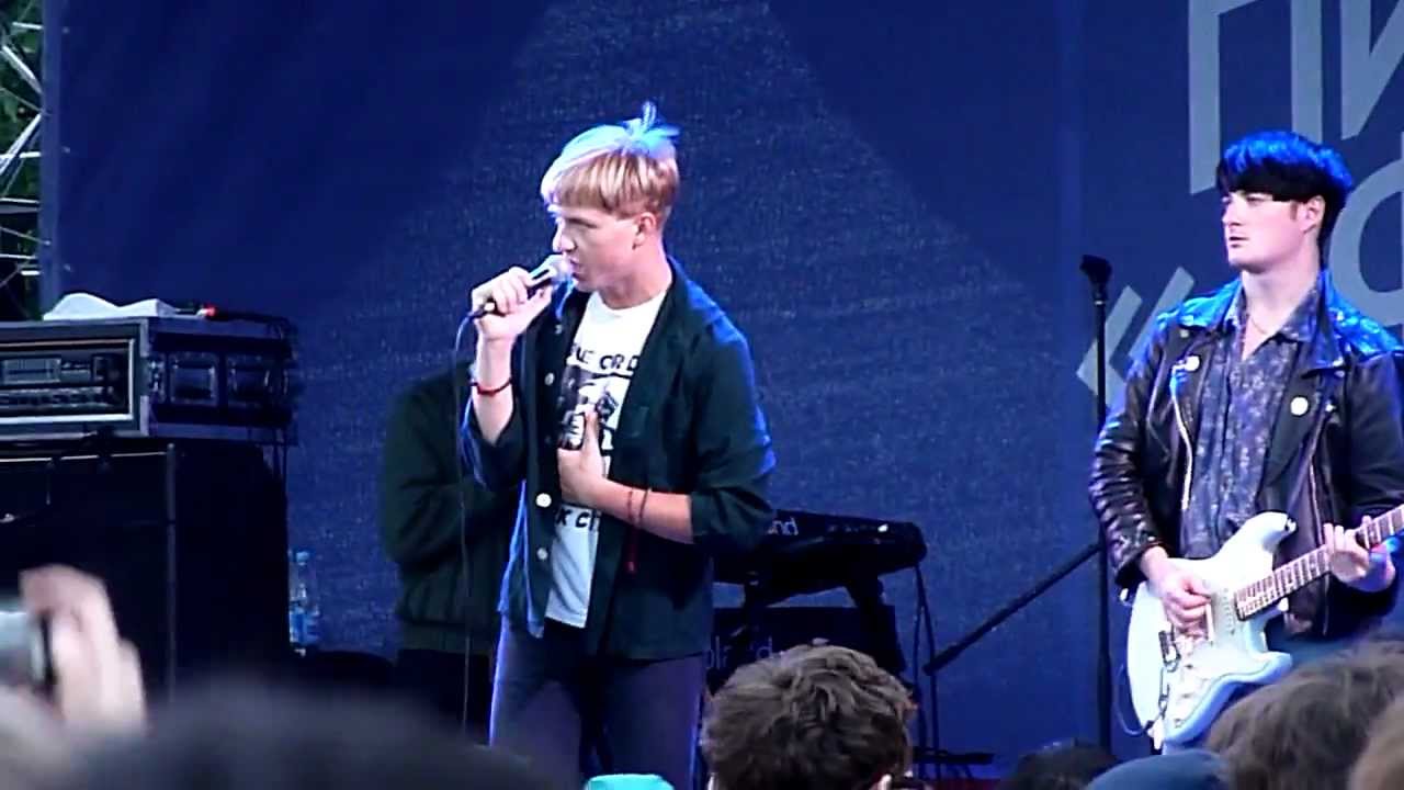 The Drums Book Of Stories 21 July 2012 Picknic Afishi YouTube