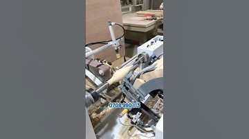 Máy tiện gỗ cnc có trục chà nhám tự động