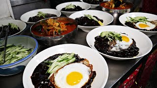 A restaurant with 40 years of tradition!!!Delicious and cheap jajangmyeon!!!