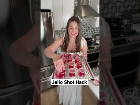 Jello Shot Hack - Does It Work? #jelloshots #jellohack #lifehacks #jello #doesitreallywork