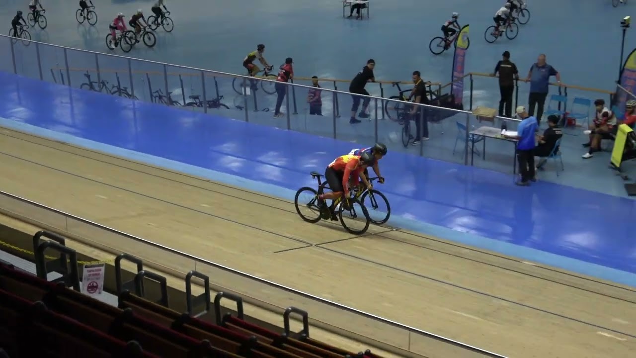 EVENT 2C Men Elite Sprint SF A Heat 1