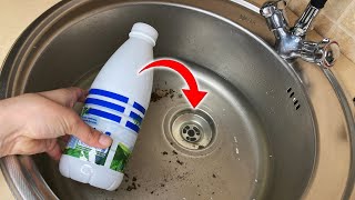 Put a milk bottle in your sink drain and it won't clog anymore 💥 Simple plumbing trick