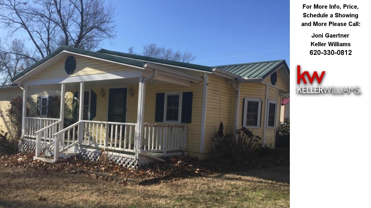 31378 S 617 RD, Grove, OK Presented by Joni Gaertner.