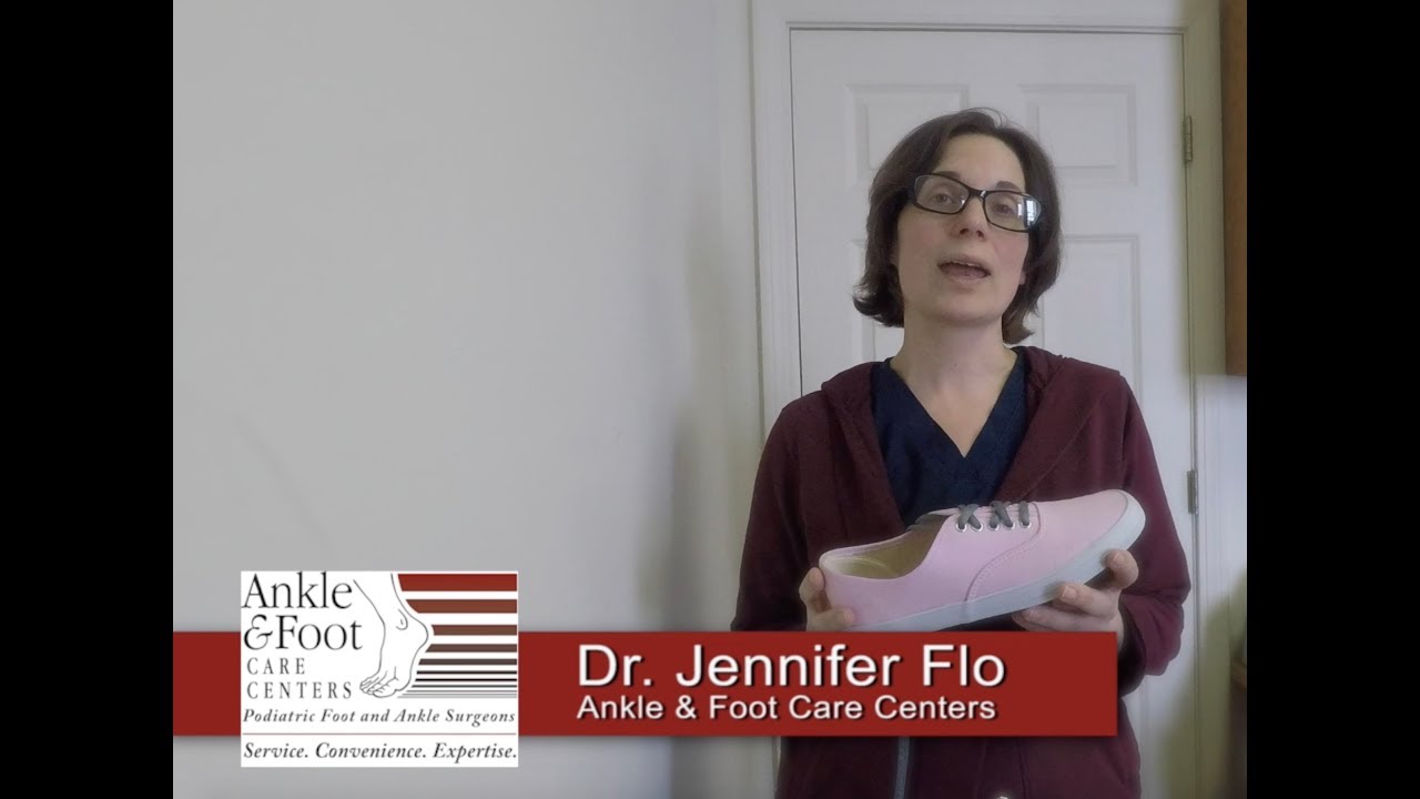 5 Shoe Lacing Techniques for Common Foot Problems with Dr. Jennifer Flo