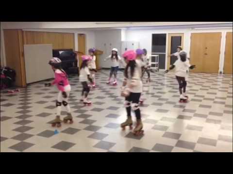 Forward crossovers: Roller Dance Owl Skate School, Vancouver BC