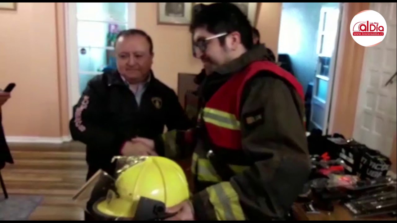 Registro de entrega de Implementos a Cuerpo Bomberos Valdivia diana silvers