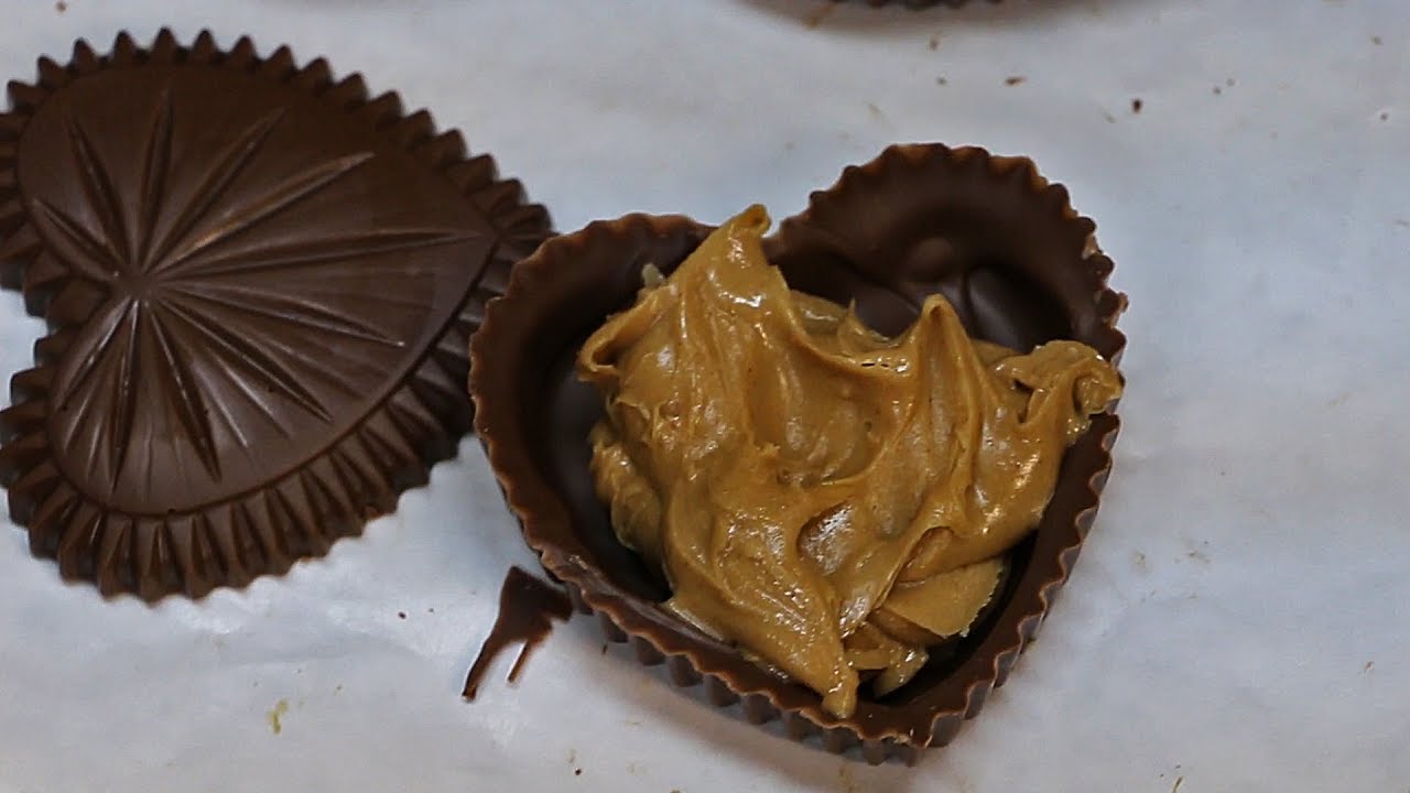 candy petřvald Peanut Butter Filled Chocolate Hearts