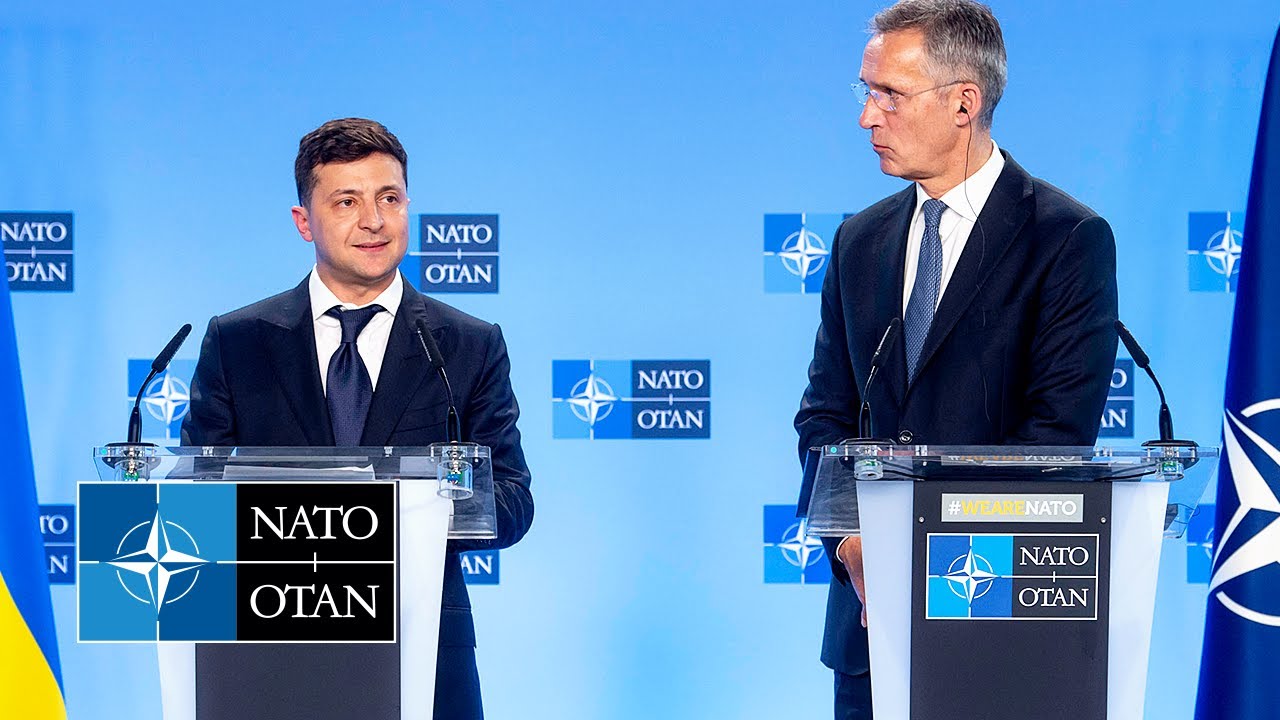 NATO Secretary General with the President of 🇺🇦Ukraine Volodymyr
