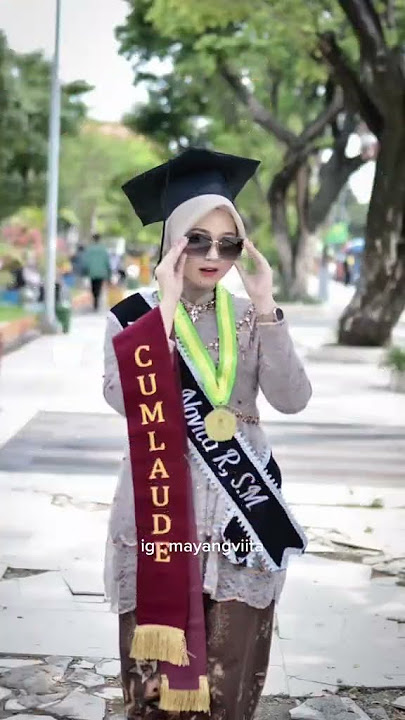 Cumlaude Wisuda Sarjana UNISLA 2022 Tiktokers | Mayangviita | Mayang Novita Rahayu #trendingshorts