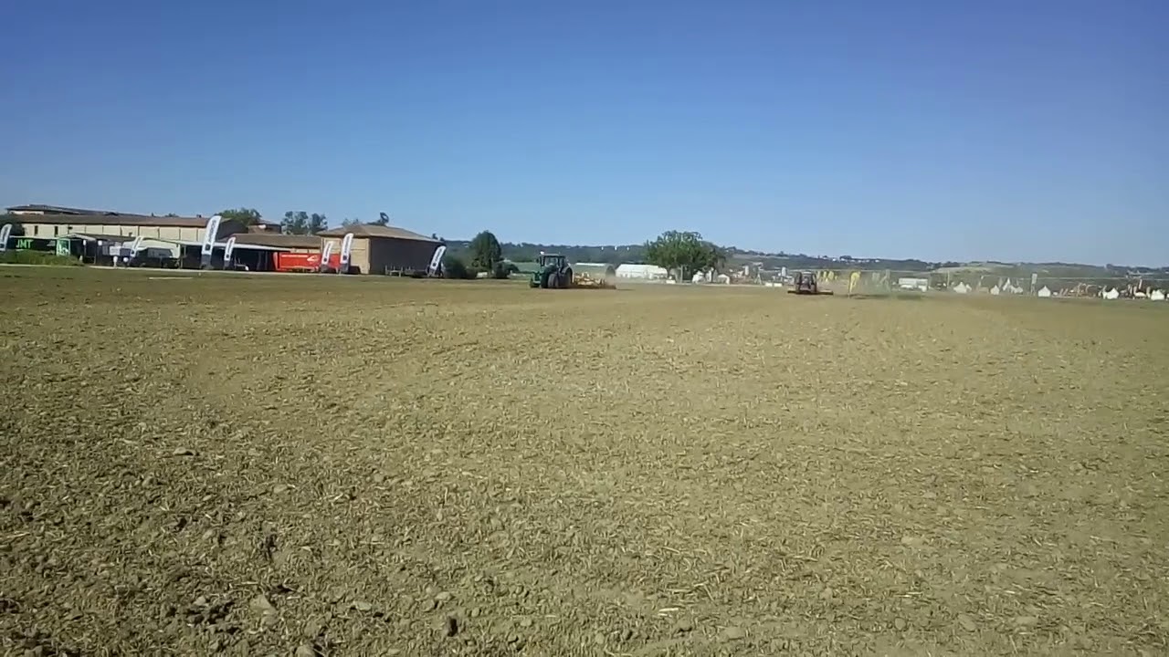 Salon innovagri Ondes, représentation  passage des disques