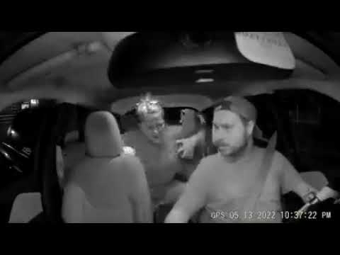 MOTORISTA DE APLICATIVO REJEITA PASSAGEIROS RACISTAS E É AMEAÇADO POR CASAL