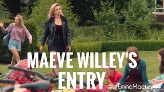 Emma Mackey Entry Scene In Education Maeve Willeys Savage Intro Sequence Emmamackey Tv
