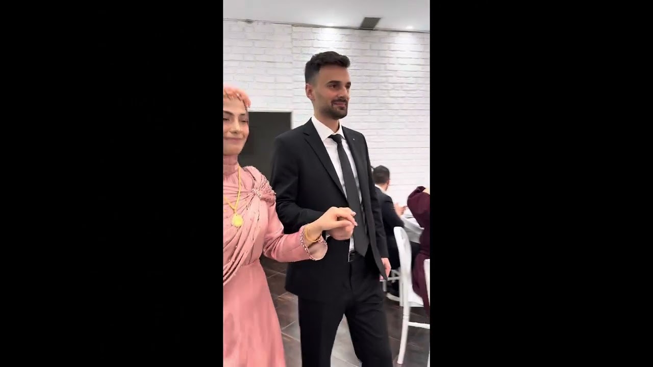 Lara isteme evinde yaptığımız aile arası nişan nasıl oldu sizce☺️