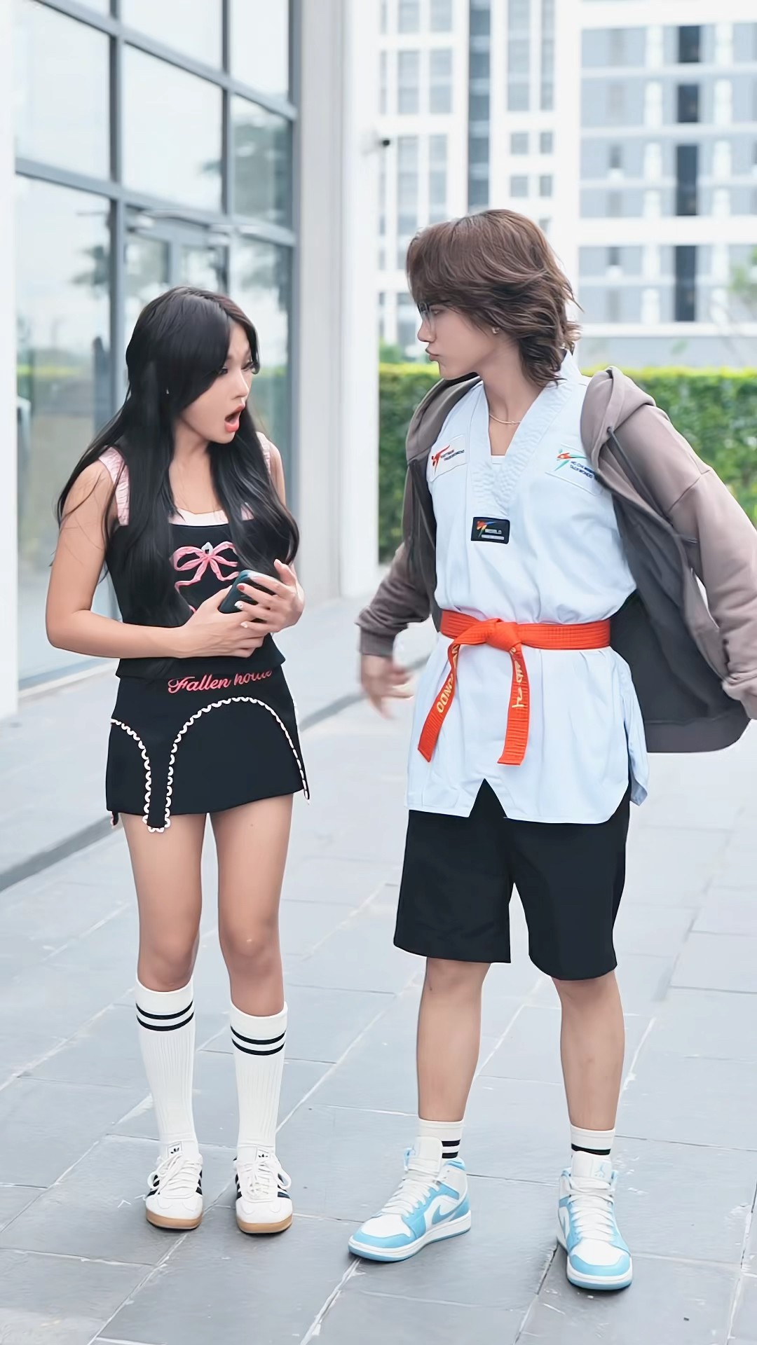 May quá mới đăng ký học võ ?